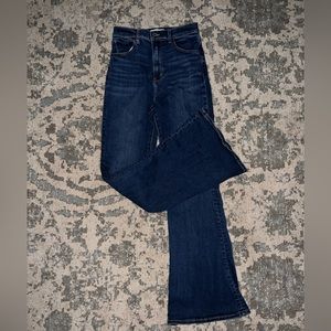 Abercrombie & Fitch The Flare Ultra High Rise Size 29L/ 8L